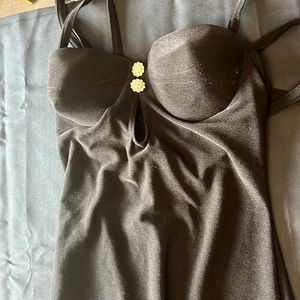 Strapy classy black gown with cups